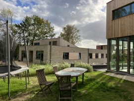 vzw Jongerenzorg, 2 woonclusters bijzondere jeugdzorg en gemeenschappelijk paviljoen